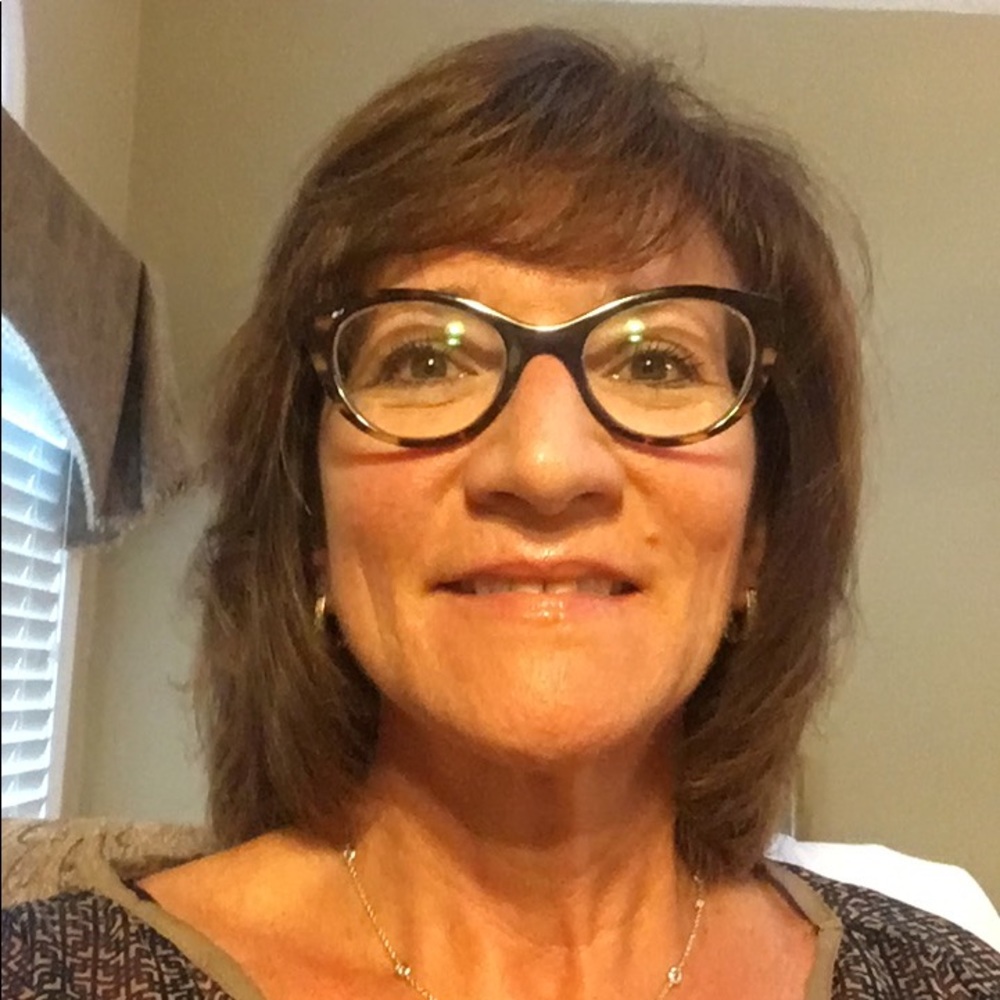 Meet your Posher, Linda